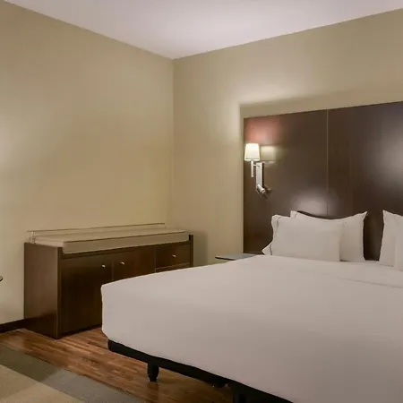 Отель Ac By Marriott