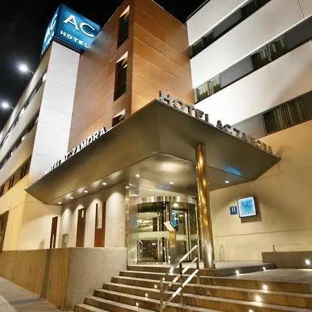 إيه سي زامورا 4*